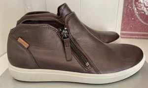 Ecco Soft 7 Low Cut Zip Booties Sneaker Metallic Leder Comfort Gr. 38 US 7 - Bild 1 von 10