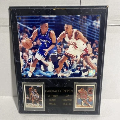 Placa de madera maciza Anfernee "Penny" Hardaway & Scottie Pippen 93-94 Foto 1 de 4