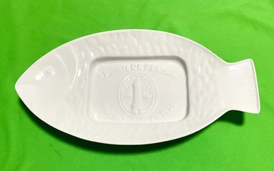 PLAT porcelaine blanc forme Poisson " LA POINTE DE PENMARCH " Long 27 cm x 14 cm - Photo 1/4