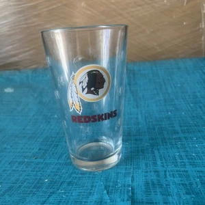 Vintage Washington Redskins 12 oz beer glass - Picture 1 of 3