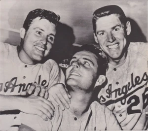 1964 Press Photo Dodgers Don Drysdale Frank Howard Ron Fairly Beat Houston Colts - Picture 1 of 2