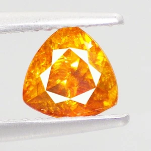 1.30 Ct Topclass (5 x 5 mm) UnHeated Yellowish Orange Trillion Spain Sphalerite - Picture 1 of 7