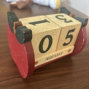 Vintage Apple Perpetual Desk Calendar - Picture 1 of 5