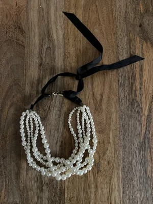 Collar Kate Spade de 5 hilos de perlas de imitación 18" Foto 1 de 2