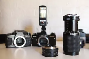 PRAKTICA SLR Film Cameras and Lenses Package + Flash - Foto 1 di 9