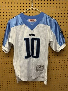 Vince Young Tennessee Titans Jersey Youth Medium Throwback Classics Sewn NFL - Picture 1 of 11