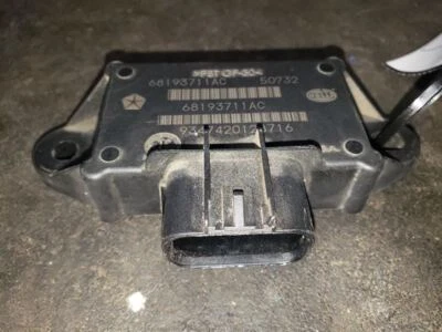 Dodge Ram1500 2017 módulo de control de bomba de combustible. NÚMERO DE PIEZA 68193711AC Foto 1 de 4