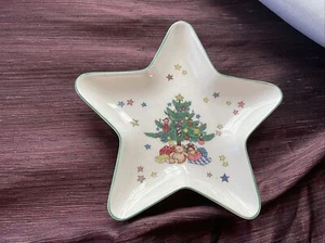 Nikko Christmas Porcelain Star Treat Dish Christmas Tree Design Japan 6 1/2” - Picture 1 of 6