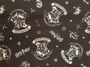Harry Potter fabric UK fat quarter 56cm x 50cm 100% cotton material Hogwarts - Picture 1 of 2
