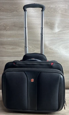 Bolso con ruedas para computadora portátil Wenger The Patriot de viaje de negocios 67953020 Foto 1 de 4