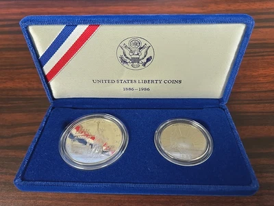 1986 Statue of Liberty Coin Set Silver Dollar & Half Dollar US Mint - Image 1 of 4