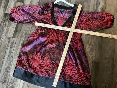 Vestido túnica Lane Bryant 18/20 rojo negro satinado cuello en V estampado de guepardo! Foto 1 de 4