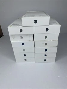 iPhone 15 Pro Max Lot of 13 Empty Boxes ONLY Mixed Colors - No Accessories - Photo 1 sur 6