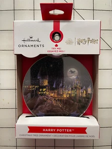 2022 Hallmark HARRY POTTER HOGWART'S ADORNO DE ILUMINACIÓN - NUEVO EN CAJA - Imagen 1 de 2