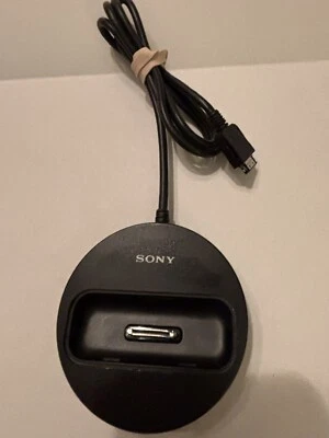 Sony TDM-iP30 Dock for Older Model Ipod/Iphone - Good Working Condition - Image 1 of 4