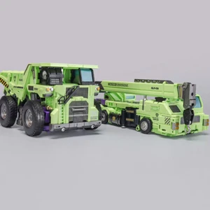 Mecha Invasion GIANT LEGION Devastator GLA03&04 Trailer & Crane set New instock - Picture 1 of 14