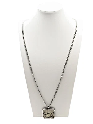 Collar colgante con estampado de piel de serpiente Ann Taylor estrás tono plata Foto 1 de 4