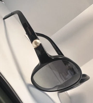 Chanel Black and Pearl Sunglasses 5141-H Made in Italy Perle - Image 1 of 4