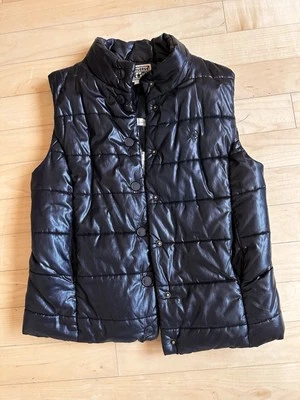 Chaleco Converse One Star Puffer Negro Mediano B3 Foto 1 de 4