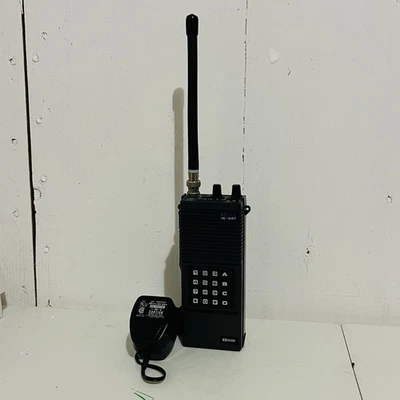 ICOM IC-3AT VHF FM ricetrasmettitore radio MHZ con AC - non testato così com'è - Immagine 1 di 4