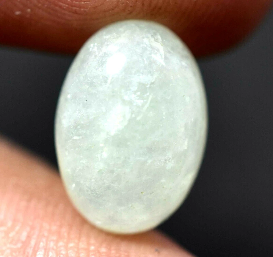 Rarest Semi Precious 5.75 Ct Natural Green Aventurine Cabochon Quartz Gemstone - Image 1 of 4