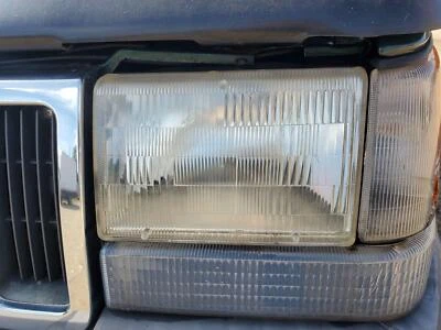 Conjunto de faros delanteros LH Jeep Grand Cherokee 1996-1998 Foto 1 de 4