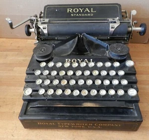 Máquina de escribir Royal Standard NO-1 1911 con serie # 64388 - estado de funcionamiento - Imagen 1 de 10