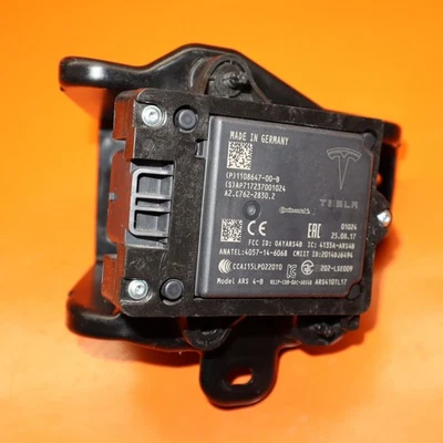 TESLA MODEL X RADAR SENSOR MODULE REAR 2017 2018 2019 2020 2021 1108647-00-B - Image 1 of 4
