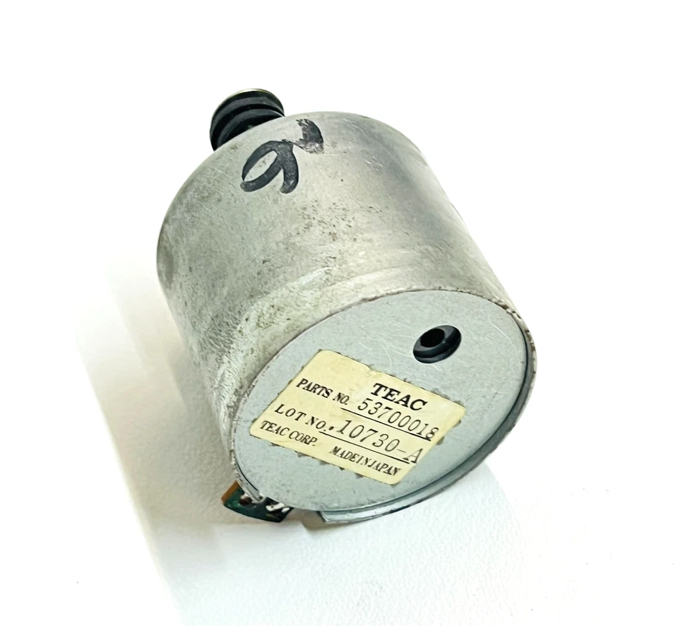 Original TEAC 53700018 Cassette Tape Deck Capstan Motor!! - Bild 1 von 2