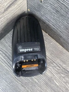 Motorola Impres Adaptive Battery Charger WPLN4114AR NO CORD FREE SHIP - Picture 1 of 7