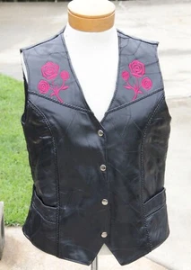 Woman's Black Leather Diamond Plate Motorcycle Vest Buffalo Rose Stitched Size M - Bild 1 von 6