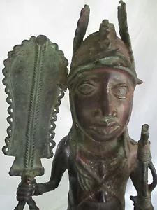 ANTIQUE AFRICAN LARGE TRIBAL 24" BENIN BRONZE WARRIOR SCULPTURE NIGERIA - Picture 1 of 12