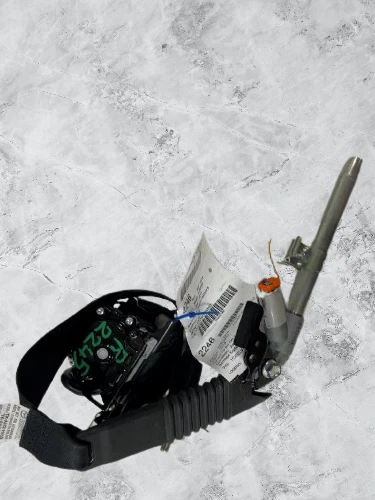 2015-2019 Dodge Durango Front Right Passenger Seat Belt Retractor Assembly Black - Image 1 of 1