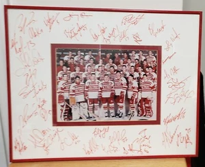 1991 1992 Red Wings Fotografia Squadra Autografata 30+1 FIRME - Foto 1 di 15