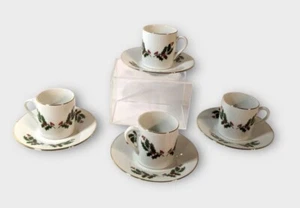 Vintage Porcelain Demitasse Cups Saucers Set of 4, Holly, Coffee & Tea Set Japan - Picture 1 of 10