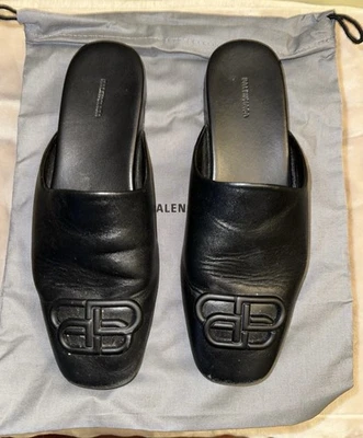 Balenciaga Cosy BB Flat Carrera Leather Mules | Black | Pre-owned | Size 7 / 37 - Image 1 of 4