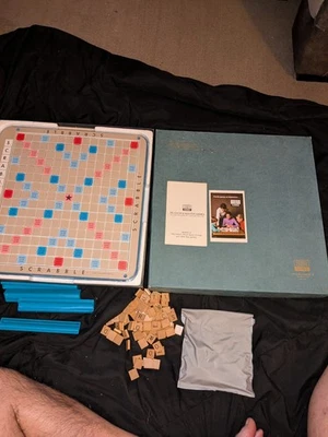 Scrabble Deluxe Edition Game 1977 Vintage Nice Condition All 100 Tiles Complete - Image 1 of 4
