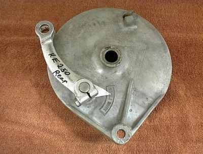 KAWASAKI KE250 REAR BRAKE KE 250 1977 1978 PLATE SHOES CHROME LEVER - Image 1 of 4