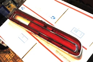 NOS MOPAR 1970 CHRYSLER NEWPORT RIGHT TAIL LAMP LENS 3420592 - Picture 1 of 2