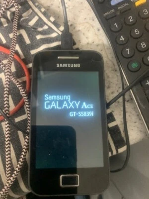 Samsung Galaxy Ace GT-S5839i - Onyx Black (Vodafone) - Image 1 of 4