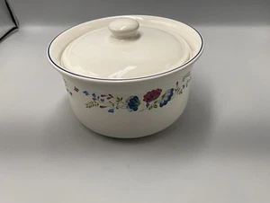 Vintage BHS Priory Tableware Serving/ Casserole Pot With Lid 18cm - Picture 1 of 13