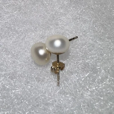 Винтажные серьги с НАСТОЯЩИМ жемчугом 6 мм из чистого золота 14 карат с стойками и спинками - Изображение 1 из 4