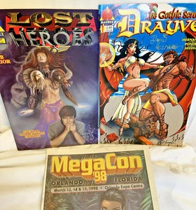 Davdez Comic Lot Signed The Gothic Scrolls #1 Drayven, Lost Hero’s #0 - Picture 1 of 9