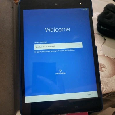 Asus Silver Tablet. Verizon 16 GB - Image 1 of 4