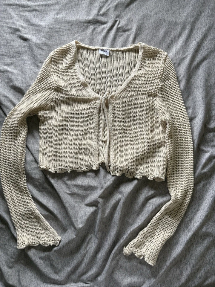 Blusa suéter feminina de algodão cropped manga longa tamanho pequeno cor creme - Imagem 1 de 1