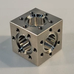 Conflat UHV cubo a 6 vie 1,33" flangia camera a vuoto ultra alta 304SS DN16CF CF16 - Foto 1 di 4
