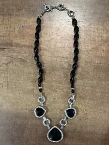 Vintage Firmado MONET Elegante Vidrio Negro Cuentas COLLAR Estrás Transparente - Imagen 1 de 7