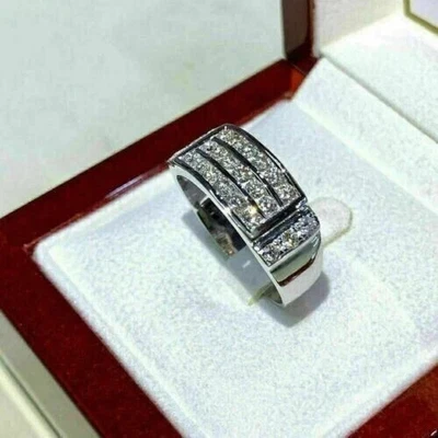 Anillo meñique redondo de diamantes creado en laboratorio de 1,40 quilates enchapado en oro blanco de 14 quilates para hombre Foto 1 de 4