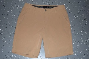UNDER ARMOUR HEAT GEAR Size 36 Men's Flat Front Poly Spandex Golf Shorts Khaki - Picture 1 of 7