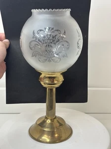 Toller Vintage Messing Kerzenständer + Milchglas geätzter Schirm - Bild 1 von 13